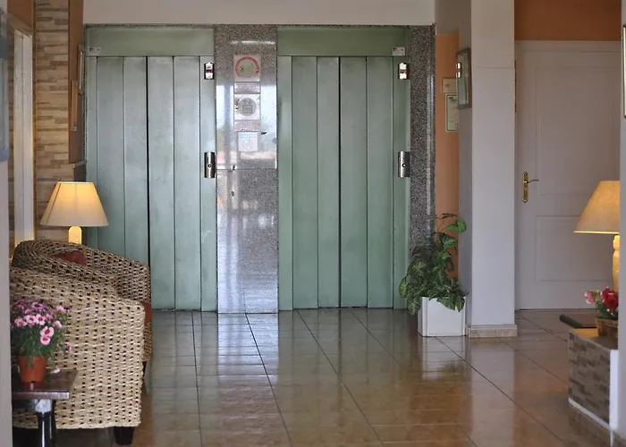 Aparthotel Borinquen Playa de las Américas