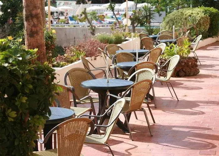 博林肯公寓 2* 美洲海滩