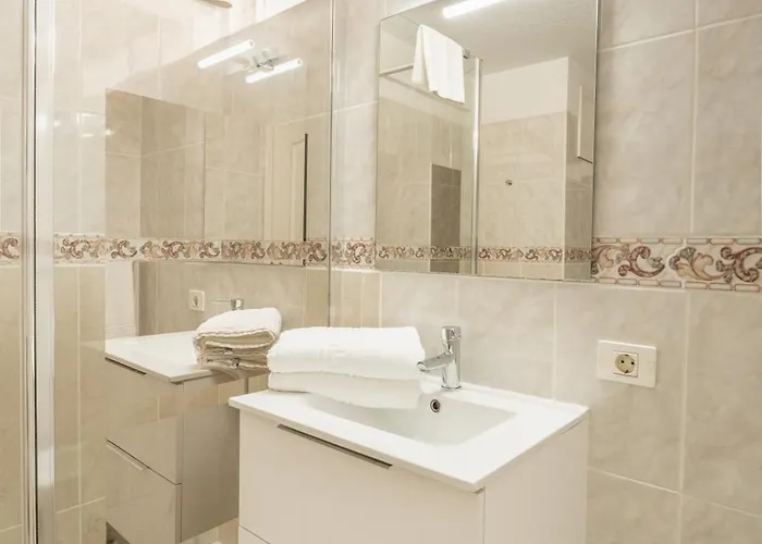 博林肯公寓 2* 美洲海滩